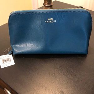 COACH COSMETIC CASE - BRAND NEW NEVER USED